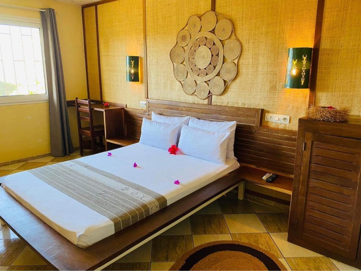 Le Jardin Exotique Hotel Antsiranana エクステリア 写真
