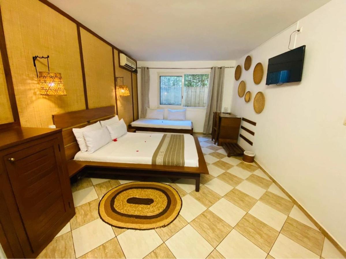 Le Jardin Exotique Hotel Antsiranana エクステリア 写真