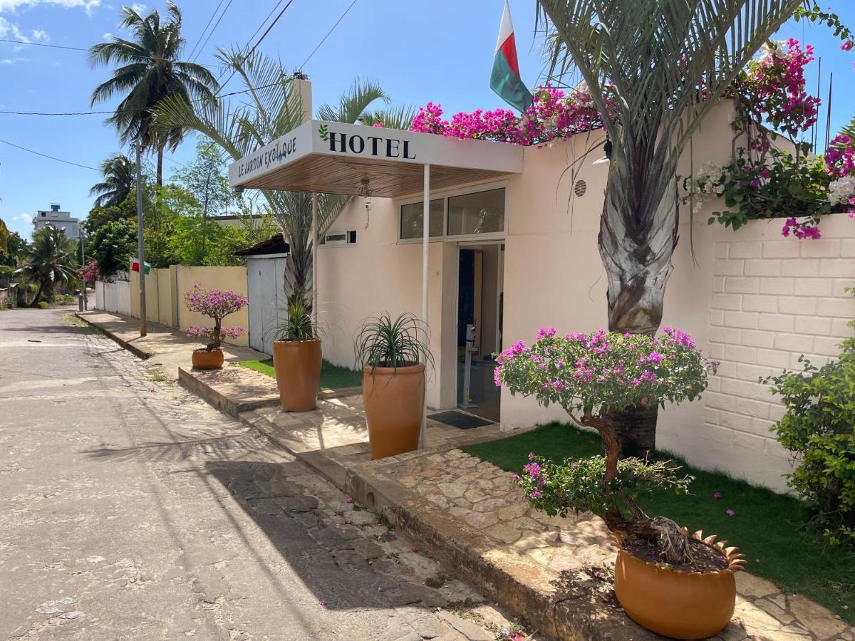 Le Jardin Exotique Hotel Antsiranana エクステリア 写真