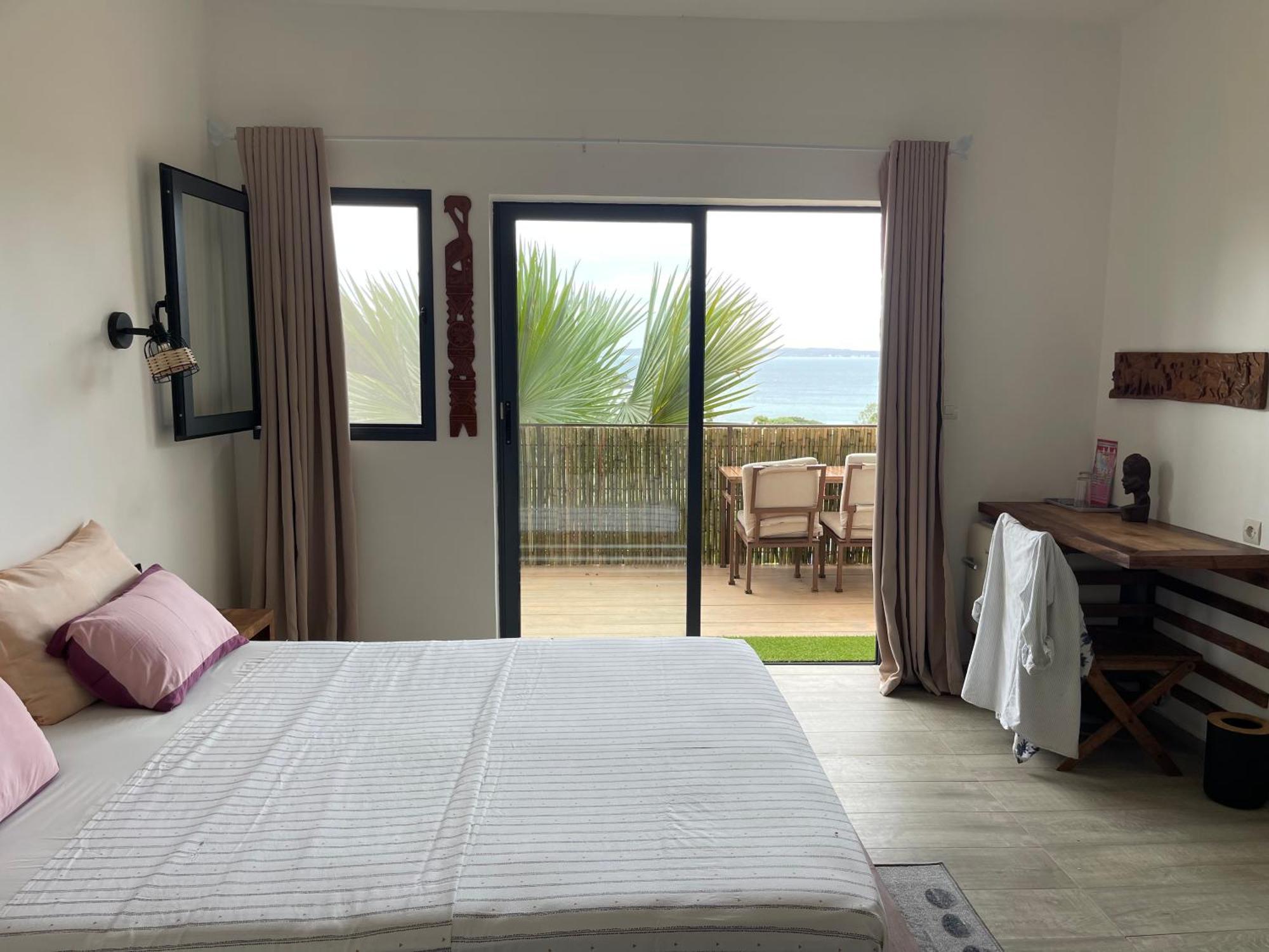 Le Jardin Exotique Hotel Antsiranana エクステリア 写真